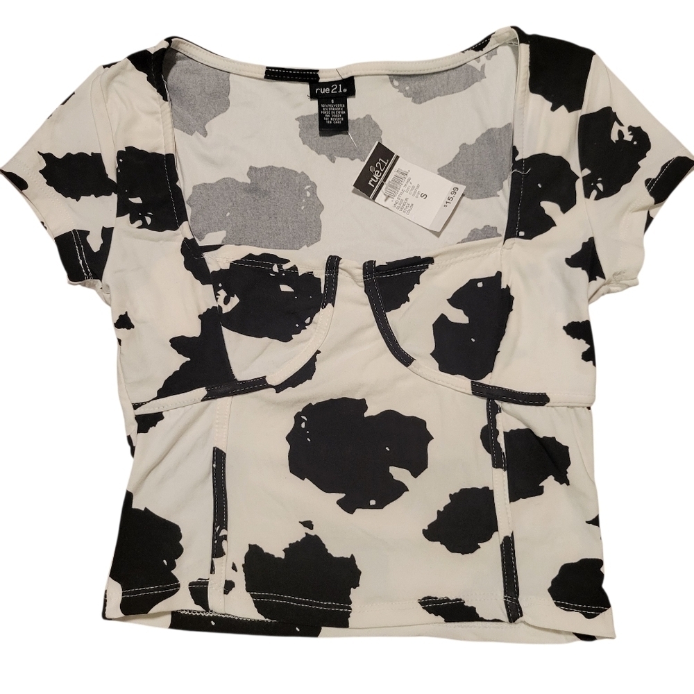 Rue21 White Black Cow Print Short Sleeve Crop Top